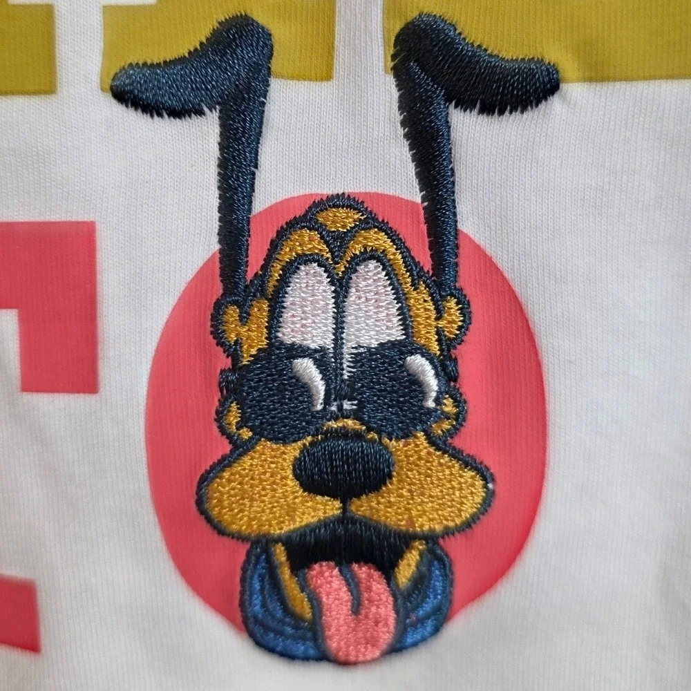 Disney Embroidery Mickey Goofy Donald Pluto Graphic T-Shirt Large Women's Casual
